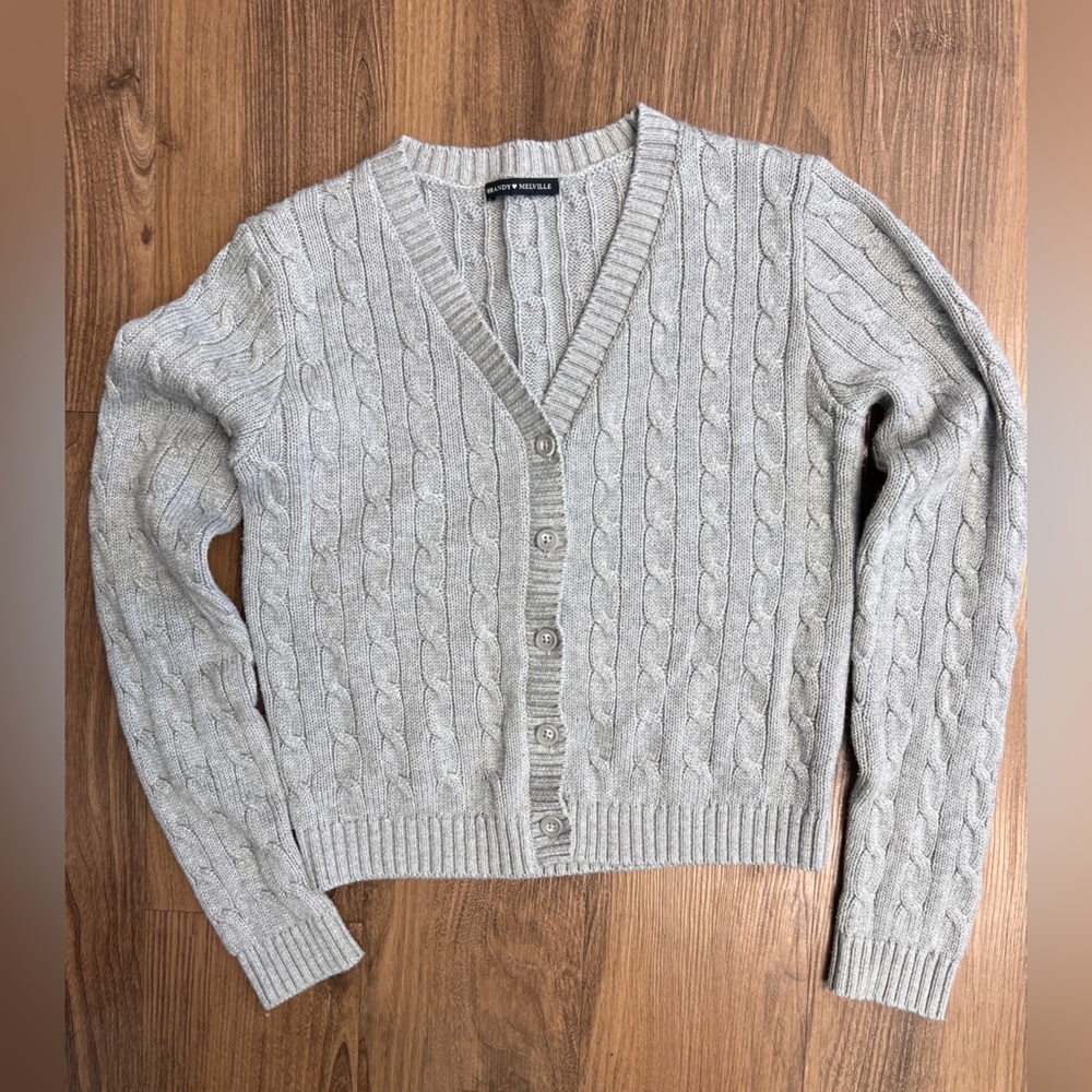 Brandy Melville Gray Chunky‎ Cable Knit Cardigan Button Y2K Bella Swan Sweater
